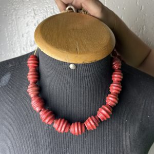 Colar Vermelho Medio